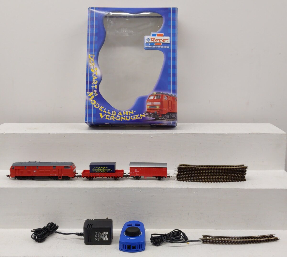 Roco 41124 HO  Diesel Locomotive Starter Set LN/Box