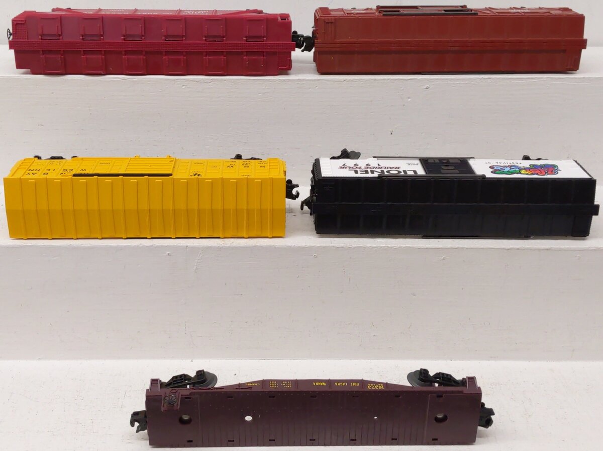 Lionel O Assorted Freight Cars 6-16412, 6-15003, 6-19515, 6-29225, 6-16373 [5] VG/Box