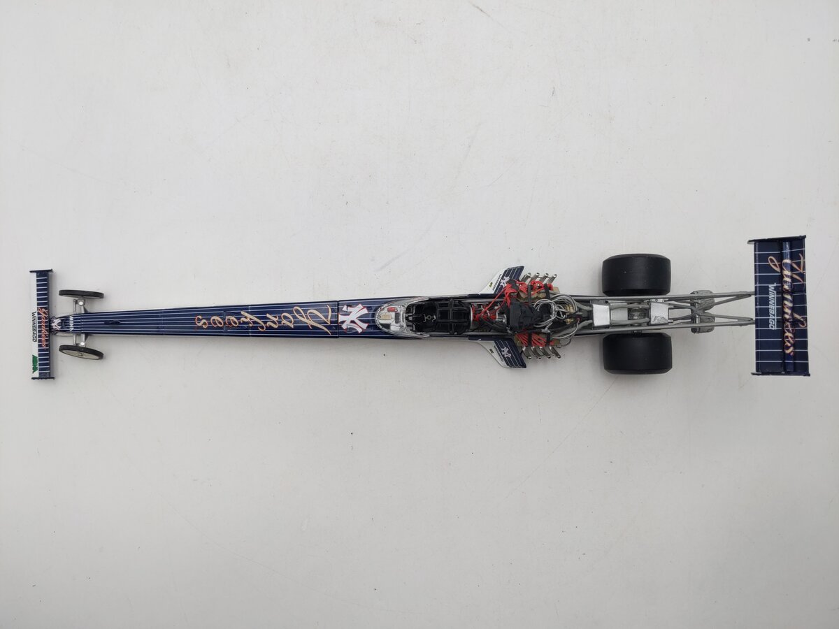Action Racing 1:24 Yankees Mike Dunn 2001 Top Fuel Dragster Model EX/Box