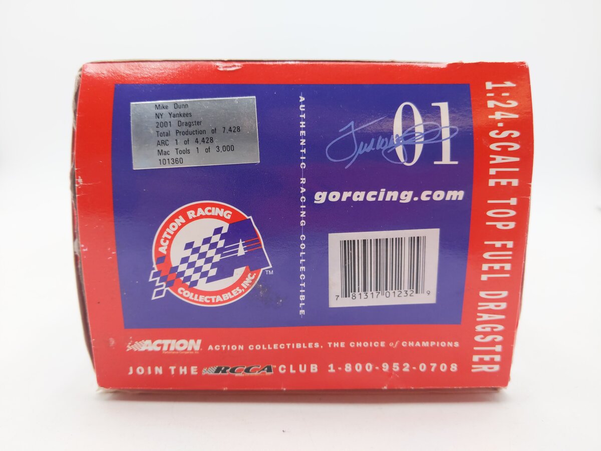 Action Racing 1:24 Yankees Mike Dunn 2001 Top Fuel Dragster Model EX/Box