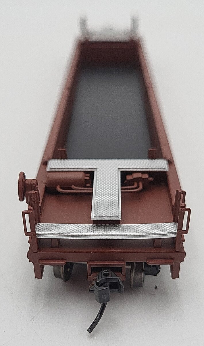 Evemodel C8749 HO Scale 40' Well Car EX/Box
