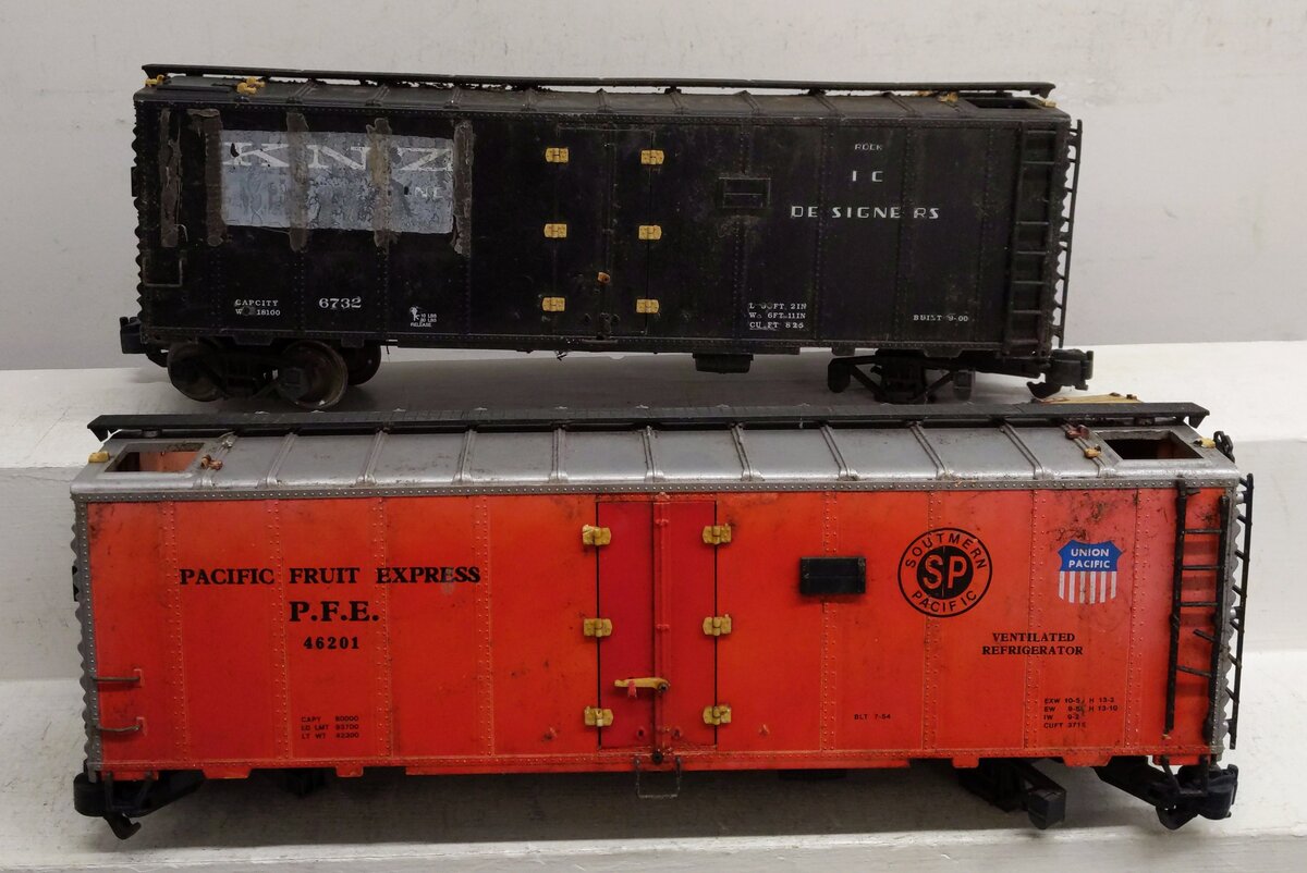 Aristo-Craft  G Scale UP/SP Pacific Fruit & KNZ  Reefer Cars W/Metal Wheels