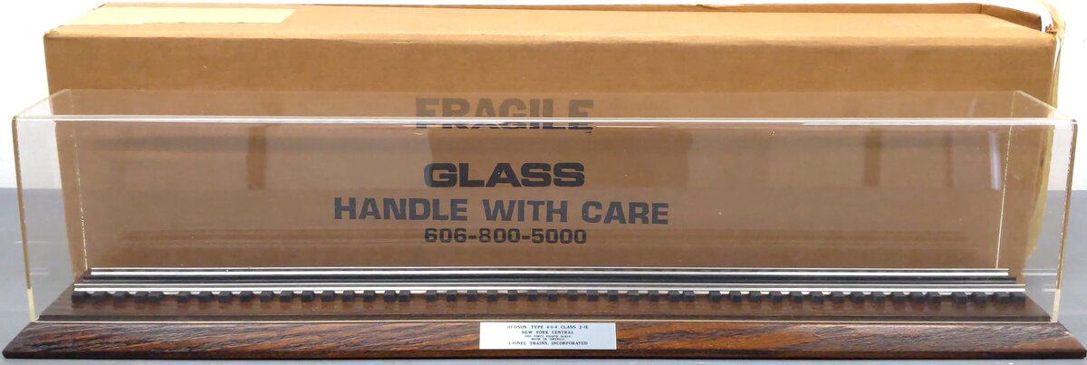 Lionel Hudson Type 4-6-4 J-1E NYC Display Case LN/Box