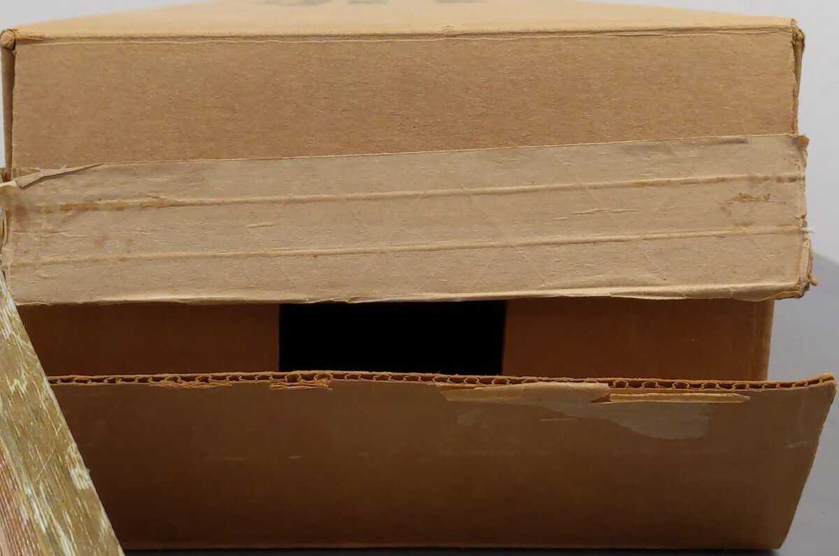 Lionel Hudson Type 4-6-4 J-1E NYC Display Case LN/Box