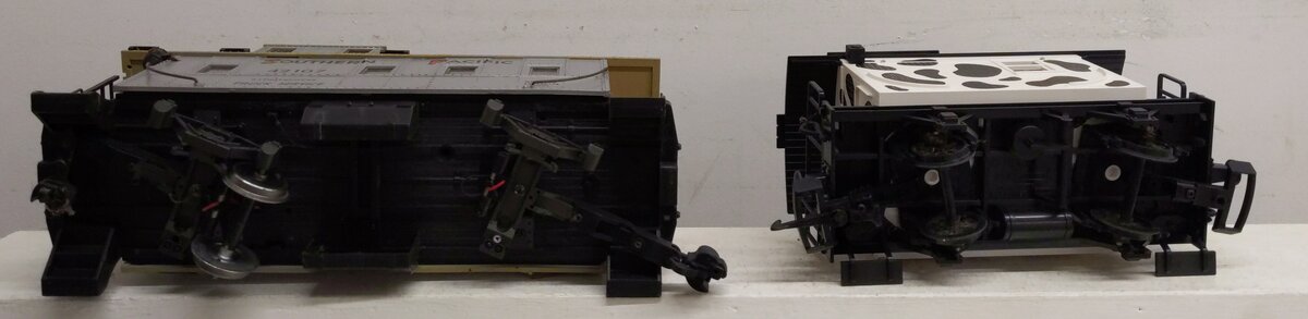 Aristo-Craft & Lehmann 42107 G Scale Southern Pacific & Cow Cabooses [2] VG