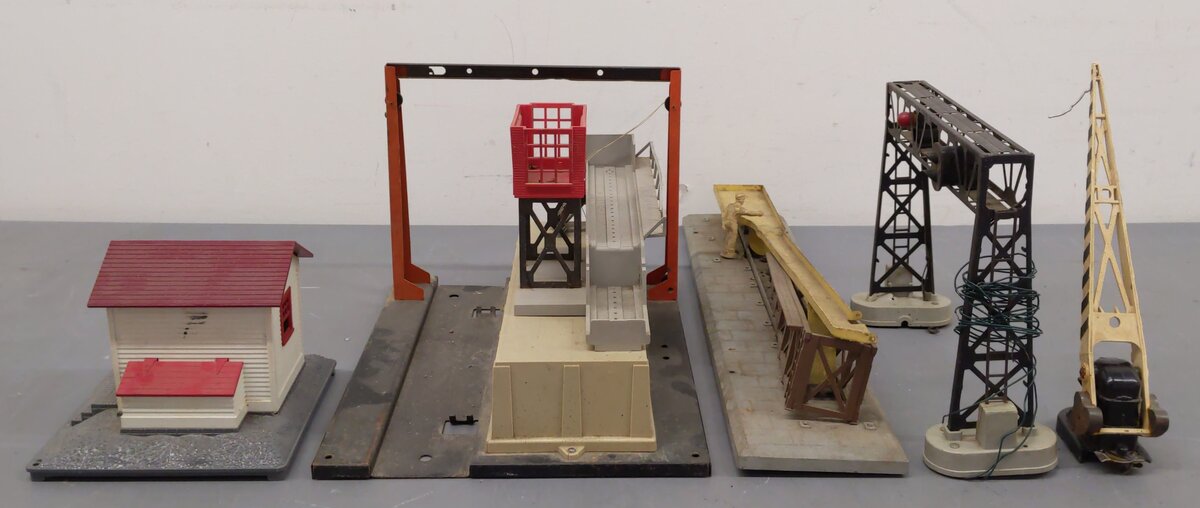 Lionel Vintage O Gauge Accessories: 362, 252, 450, 125, 342 [5] VG