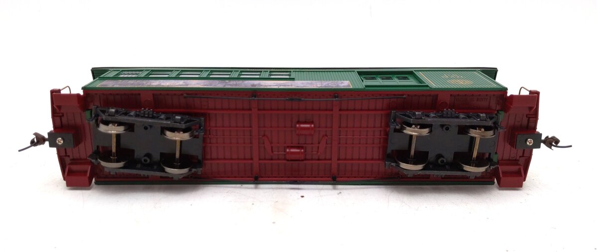 Bachmann 14-07959-003 On30 Hawthorne Village Kinkade Coach Car W/ Transformer NEW