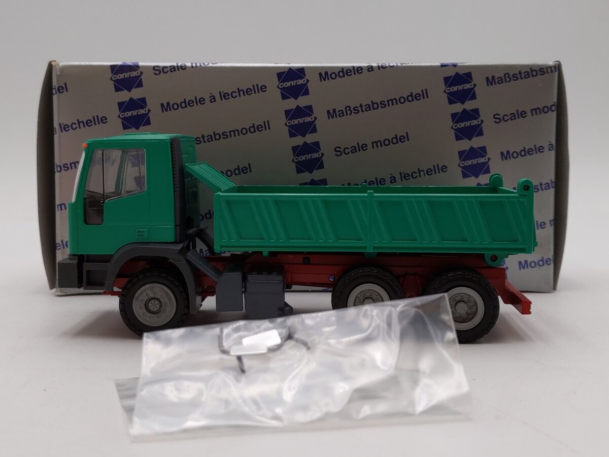 Conrad 4840 1:50 Scale Iveco Dump Truck LN/Box