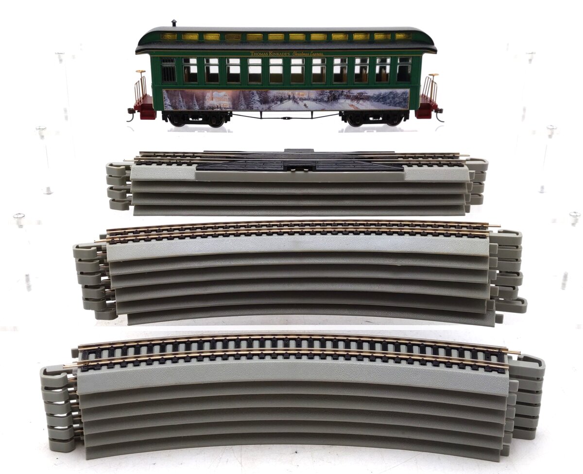 Bachmann 14-07959-002 On30 Hawthorne Village Kinkade Coach Car W/ Track NEW