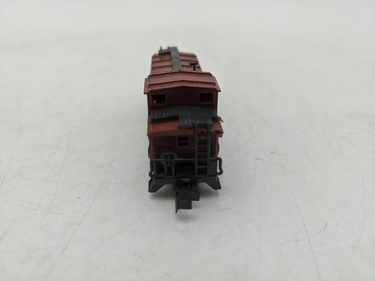 Atlas 2271 N Scale Atchison Topeka Santa Fe Caboose #1951 EX/Box