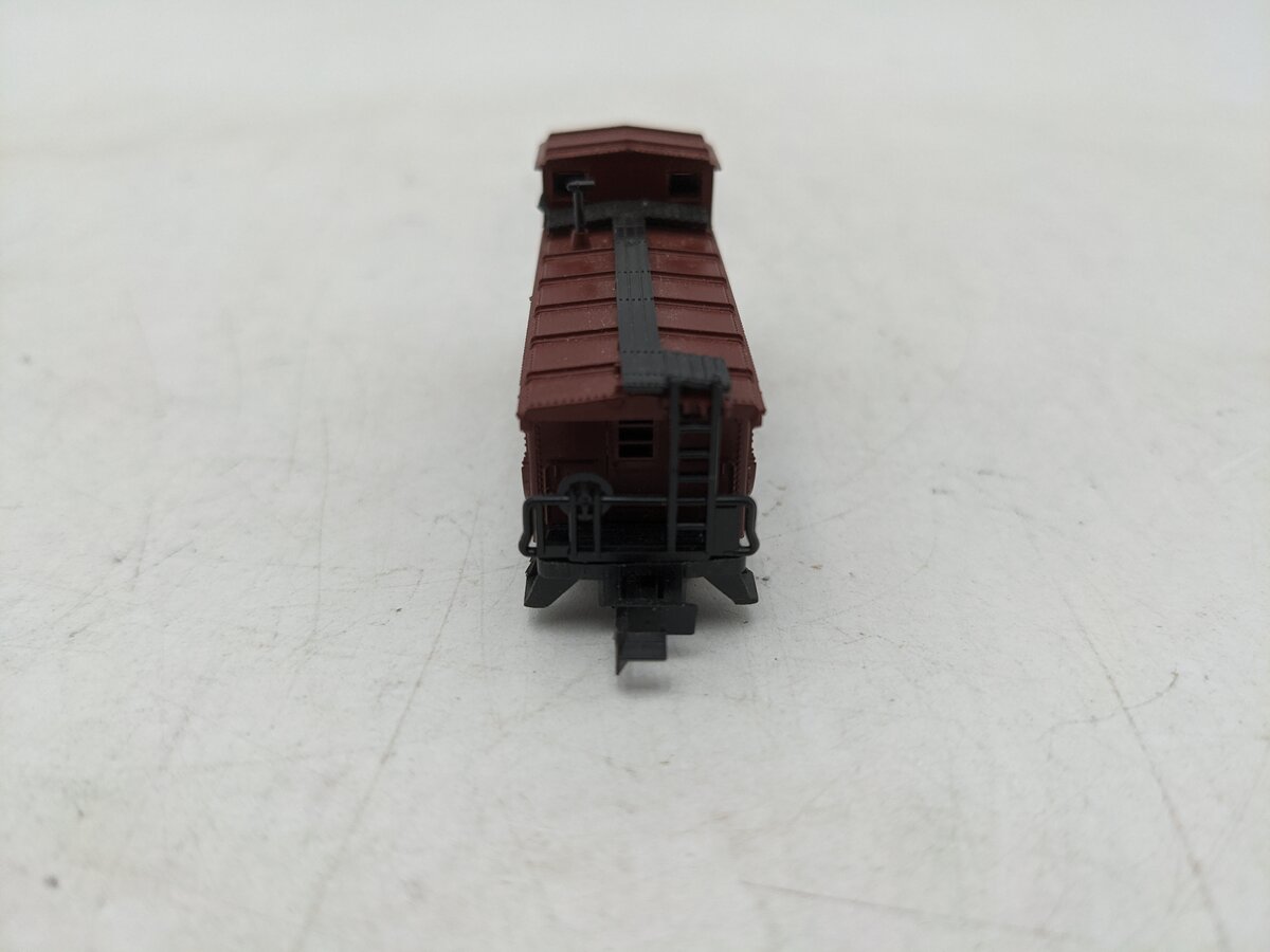 Atlas 2271 N Scale Atchison Topeka Santa Fe Caboose #1951 EX/Box