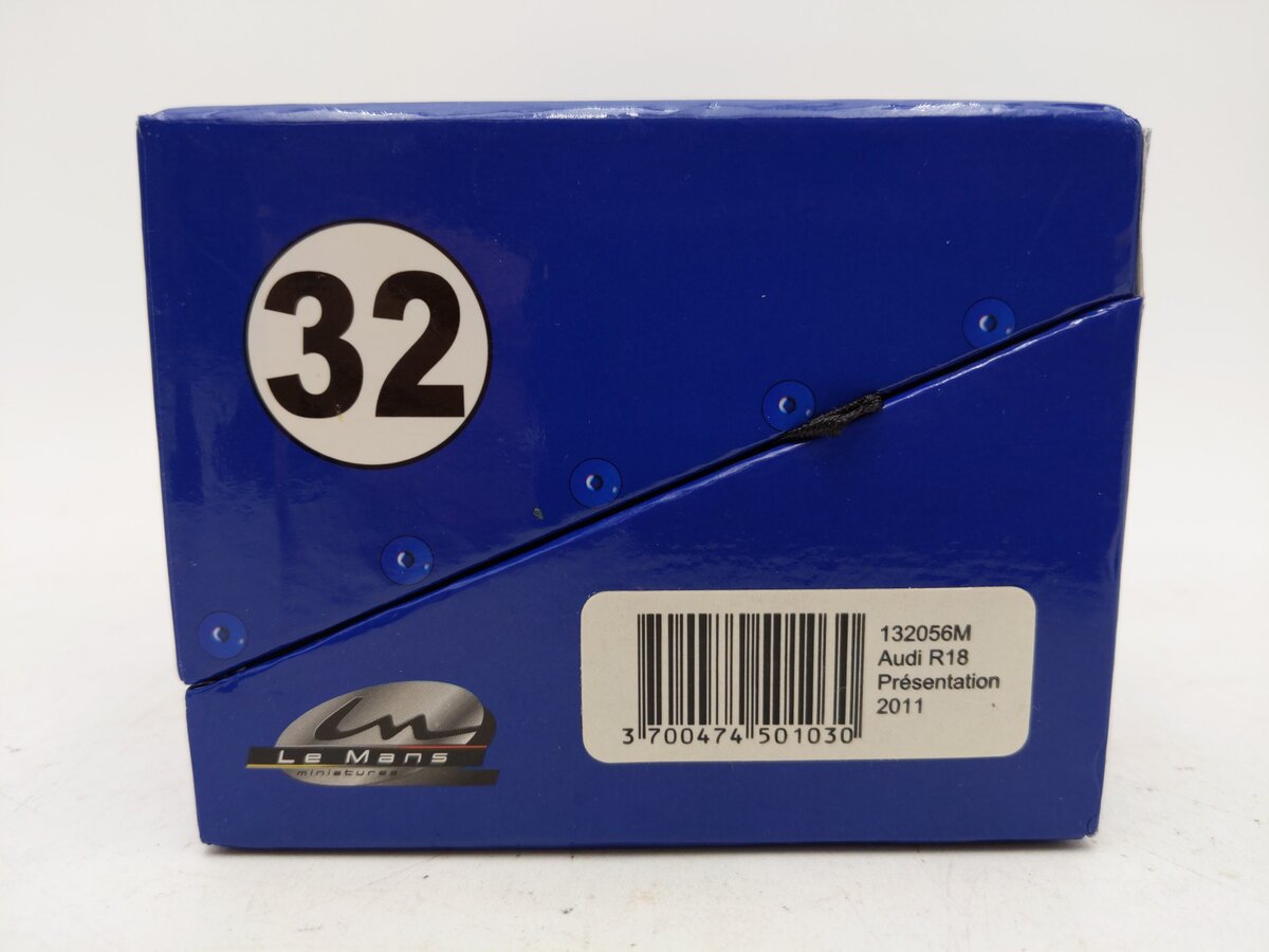 Le Mans Miniatures 132056M 1:32 Audi R18 Presentation 2011 LN/Box