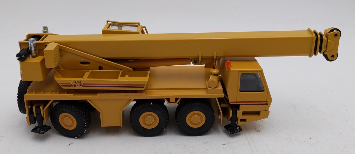 Conrad GMK3050 1:50 All Terrain Hydraulic Crane LN/Box