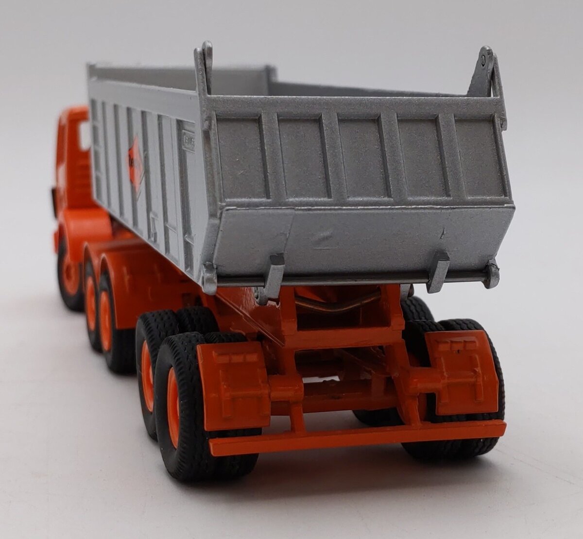 Conrad 3026 1:50 Mercedes-Benz Dump Truck Die-Cast Model NIB
