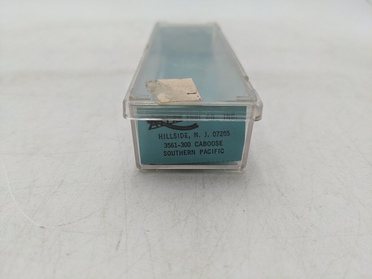 Atlas 3561 N Scale Southern Pacific Cupola Caboose EX/Box