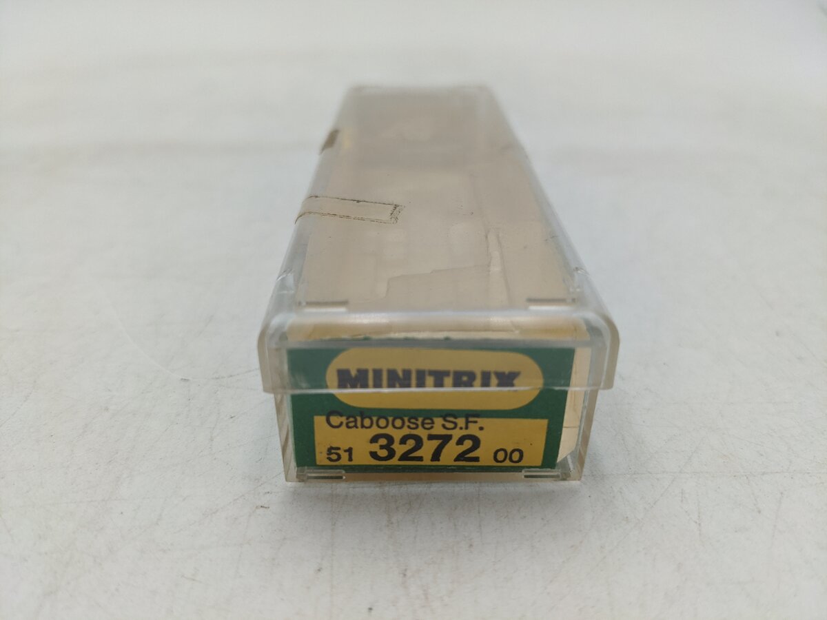 Minitrix 3272 N Scale ATSF Caboose #1951-Weathered EX/Box