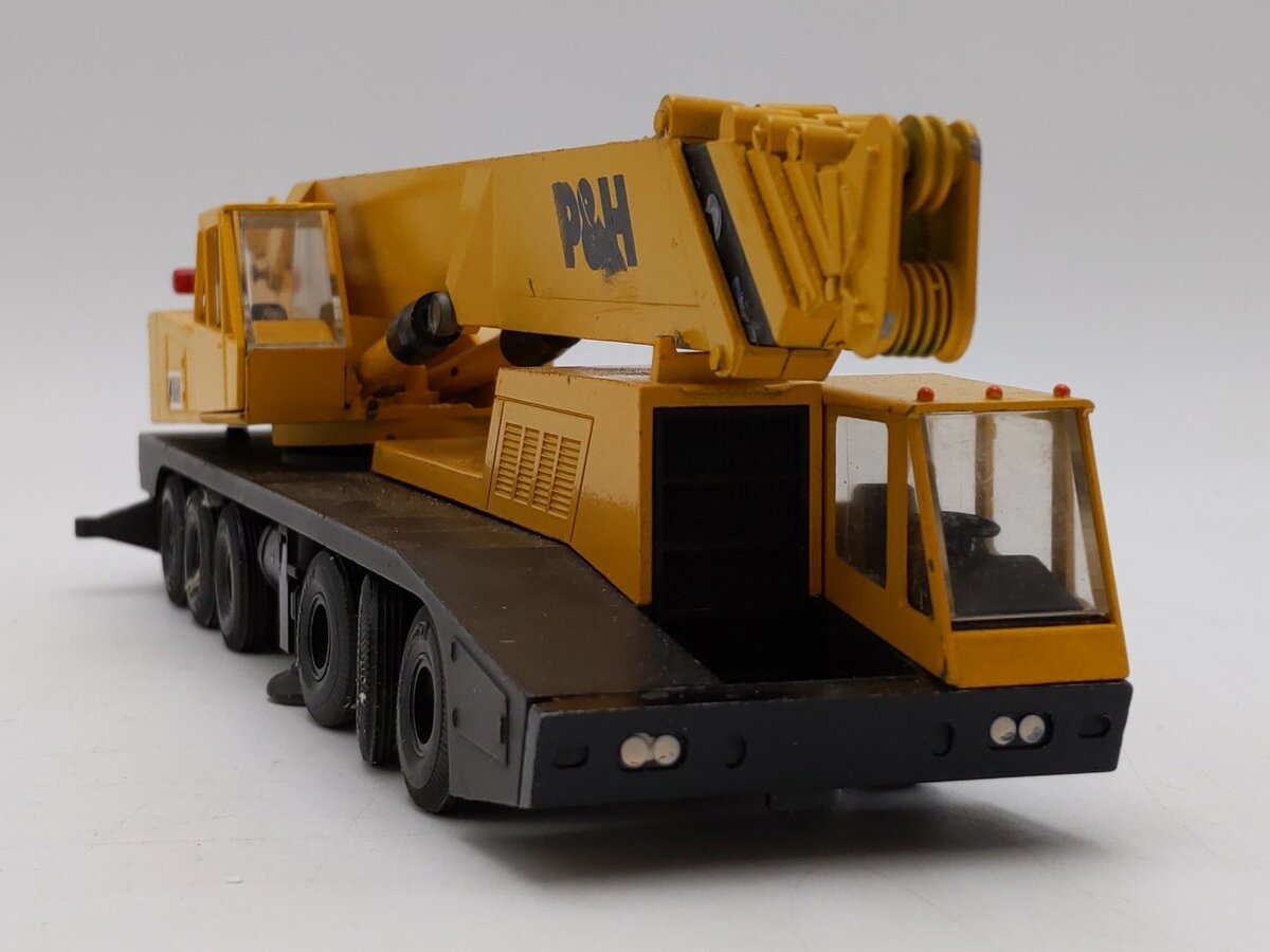 Gescha 2071 1:50 Scale P&H T-1300 Hydraulic Truck Crane EX/Box