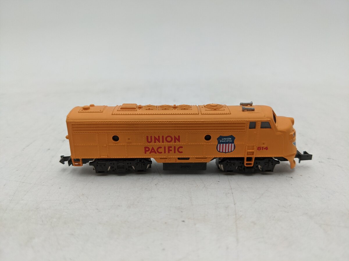Bachmann N Scale Union Pacific EMD F9 Diesel Locomotive #514 EX