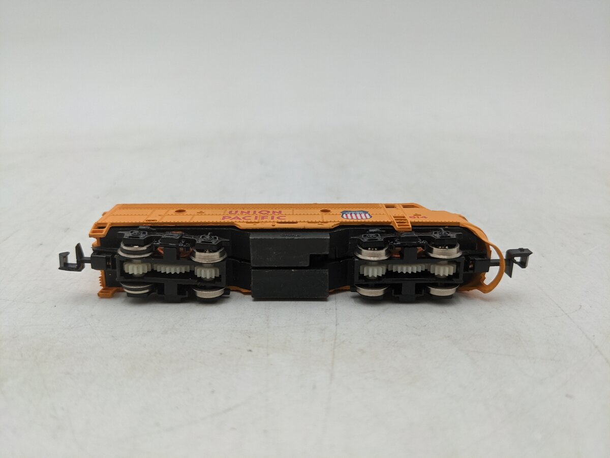 Bachmann N Scale Union Pacific EMD F9 Diesel Locomotive #514 EX