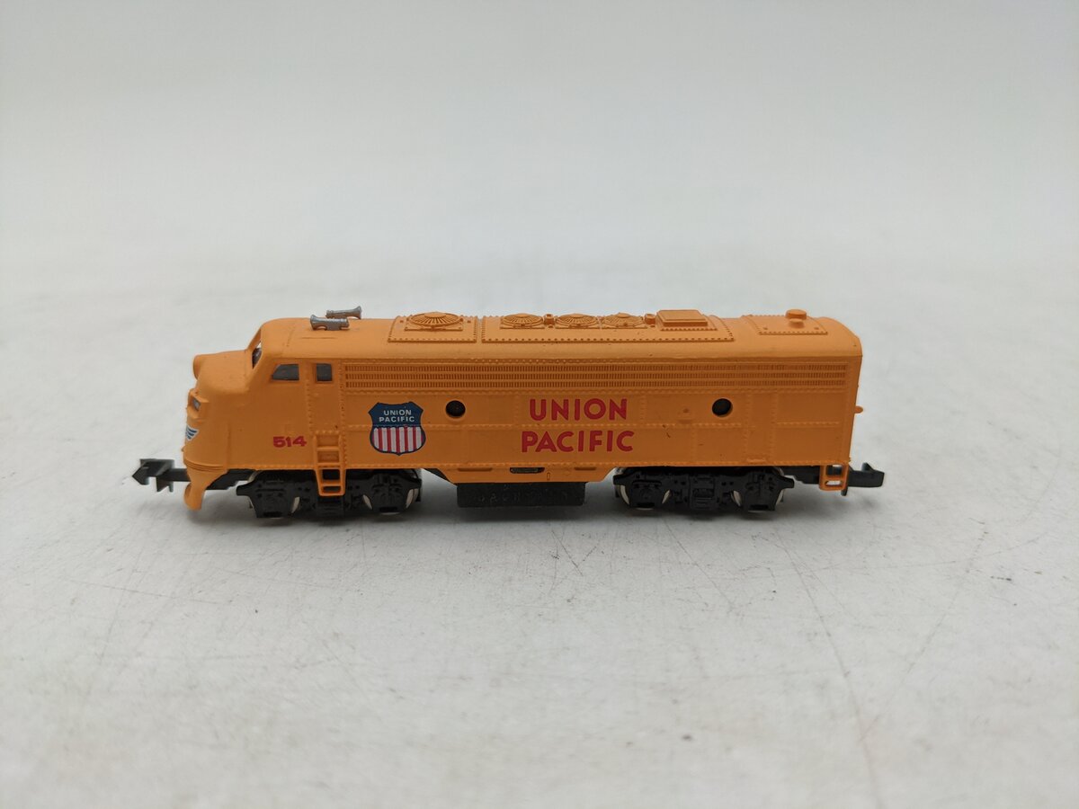Bachmann N Scale Union Pacific EMD F9 Diesel Locomotive #514 EX