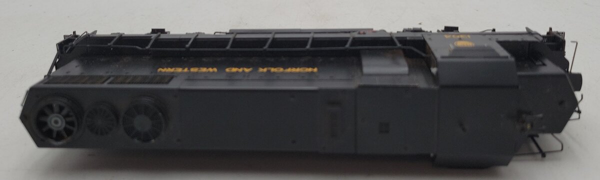 MTH 80-2166-1 HO Scale Norfolk & Western GP-35 Diesel with Proto-Sound 3.0 VG