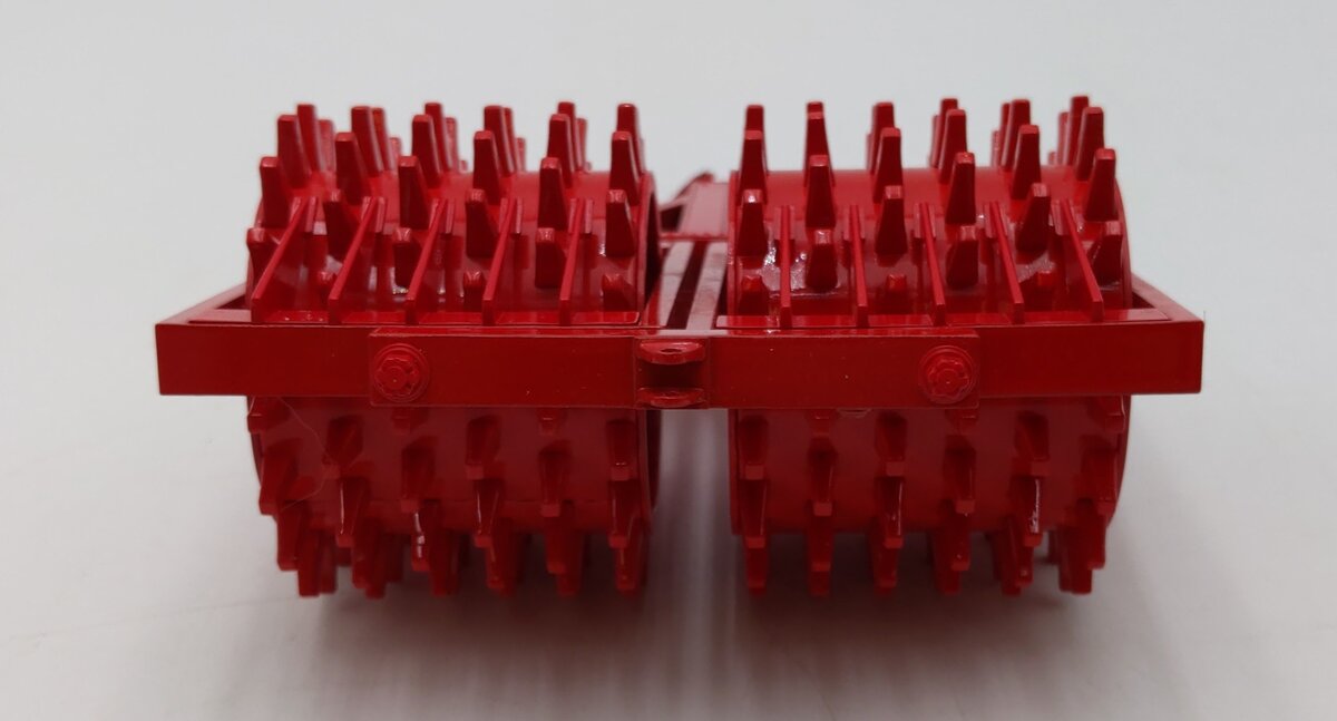 First Gear 70-0181R 1:25 Scale Die-Cast Sheep's Foot Compactor - Red NIB
