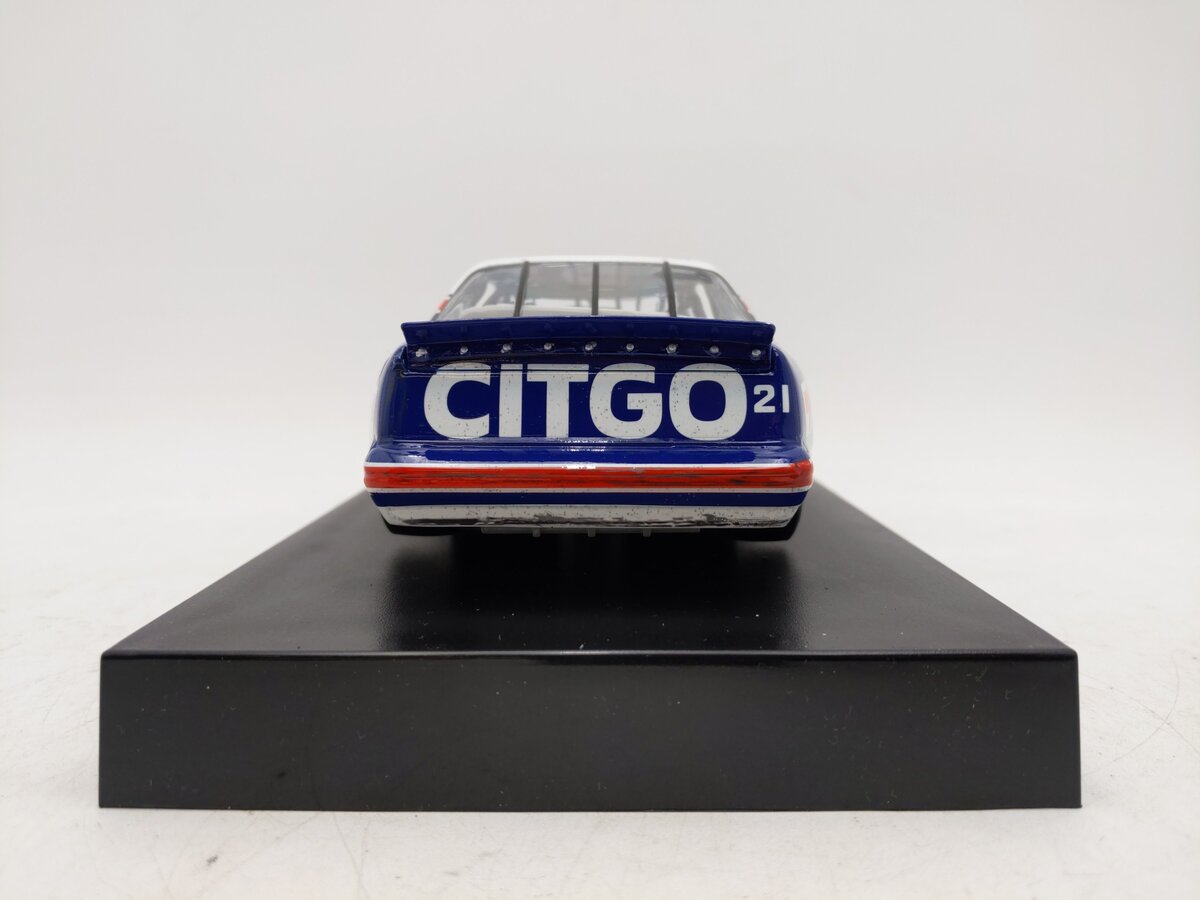 Lionel Racing 1:24 Kyle Petty #21 Citgo 1987 Charlotte 600 Win 1987 Thunderbird LN/Box