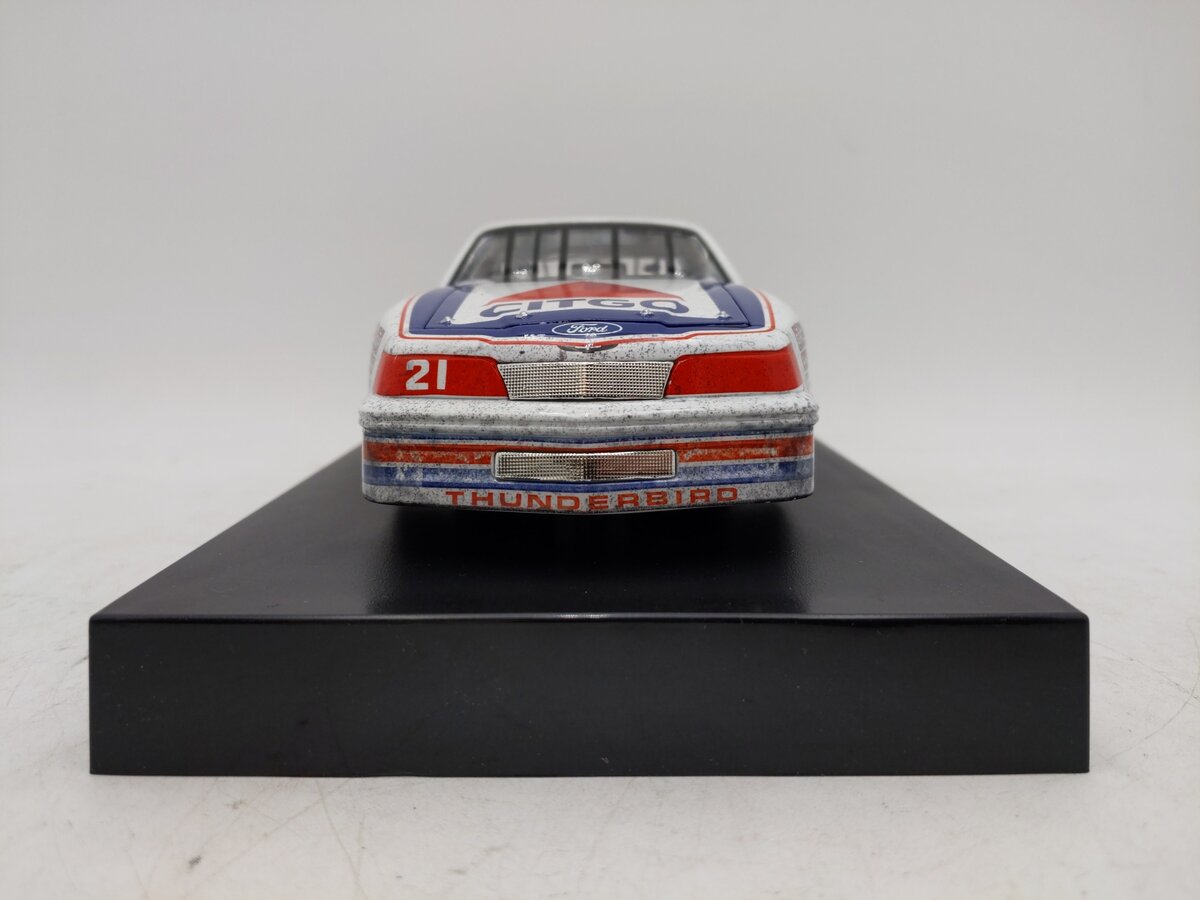 Lionel Racing 1:24 Kyle Petty #21 Citgo 1987 Charlotte 600 Win 1987 Thunderbird LN/Box