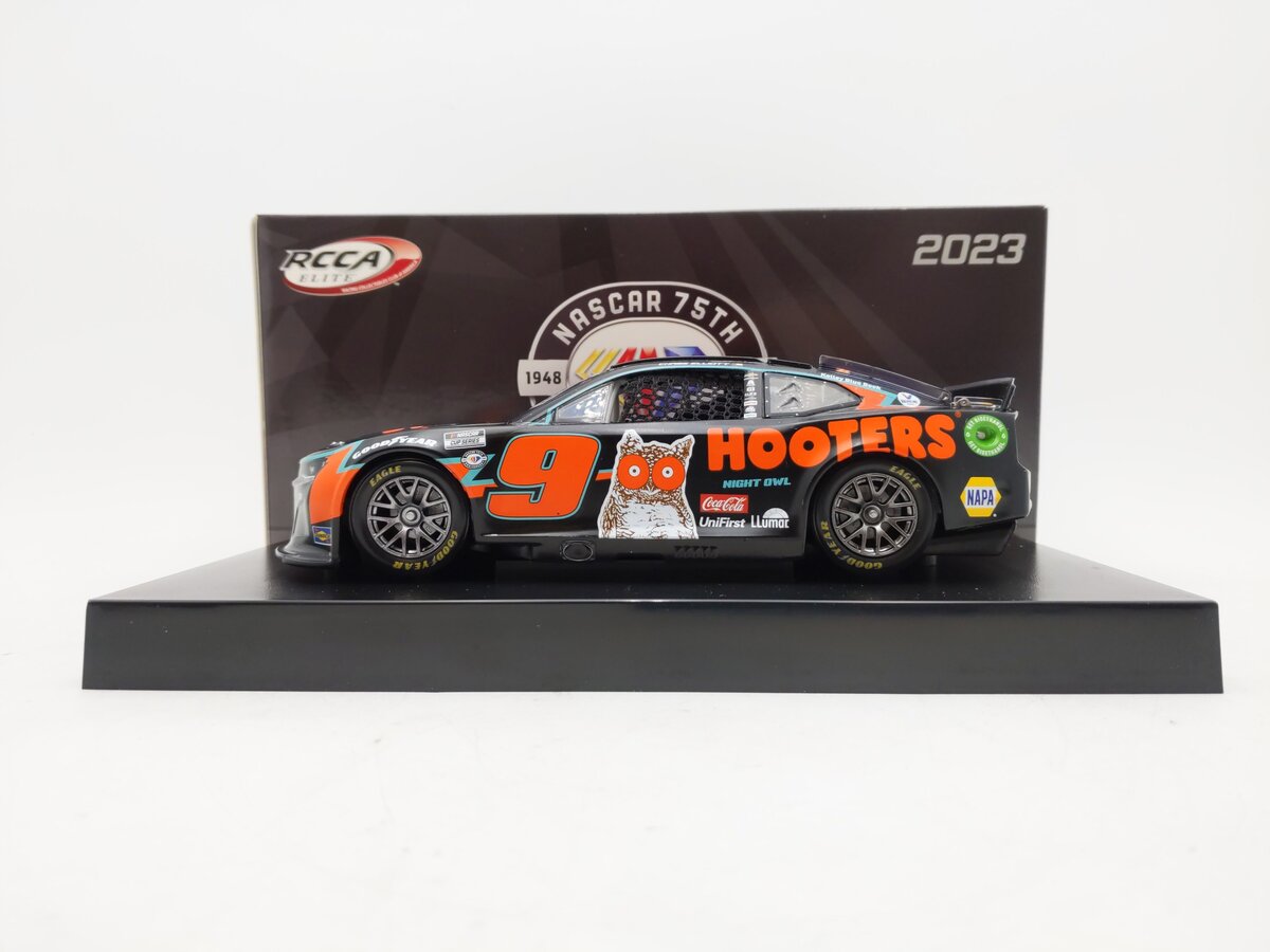 Lionel Racing 1:24 Chase Elliott #9 Hooters 2023 Camaro ZL1 LN/Box