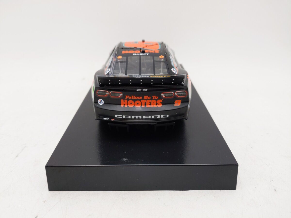 Lionel Racing 1:24 Chase Elliott #9 Hooters 2023 Camaro ZL1 LN/Box