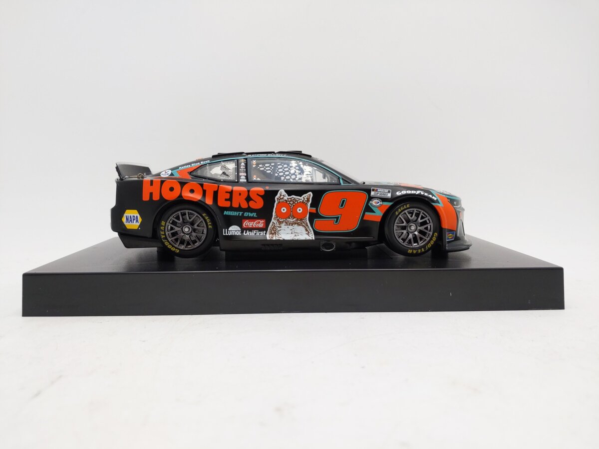 Lionel Racing 1:24 Chase Elliott #9 Hooters 2023 Camaro ZL1 LN/Box