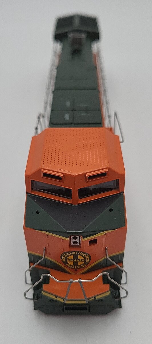 Athearn 3970 HO Scale BNSF Dash 9-44CW Non-Powered Diesel Locomotive EX/Box