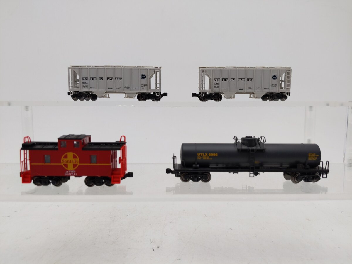 Kato N Scale Assorted Freight Cars- 90801, 90602, 999711, 6996 [4] LN