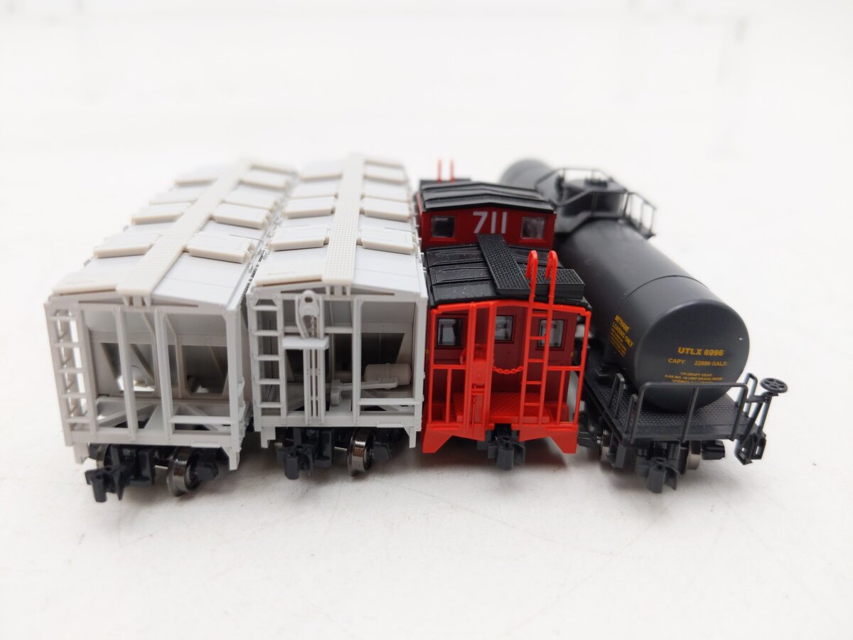 Kato N Scale Assorted Freight Cars- 90801, 90602, 999711, 6996 [4] LN
