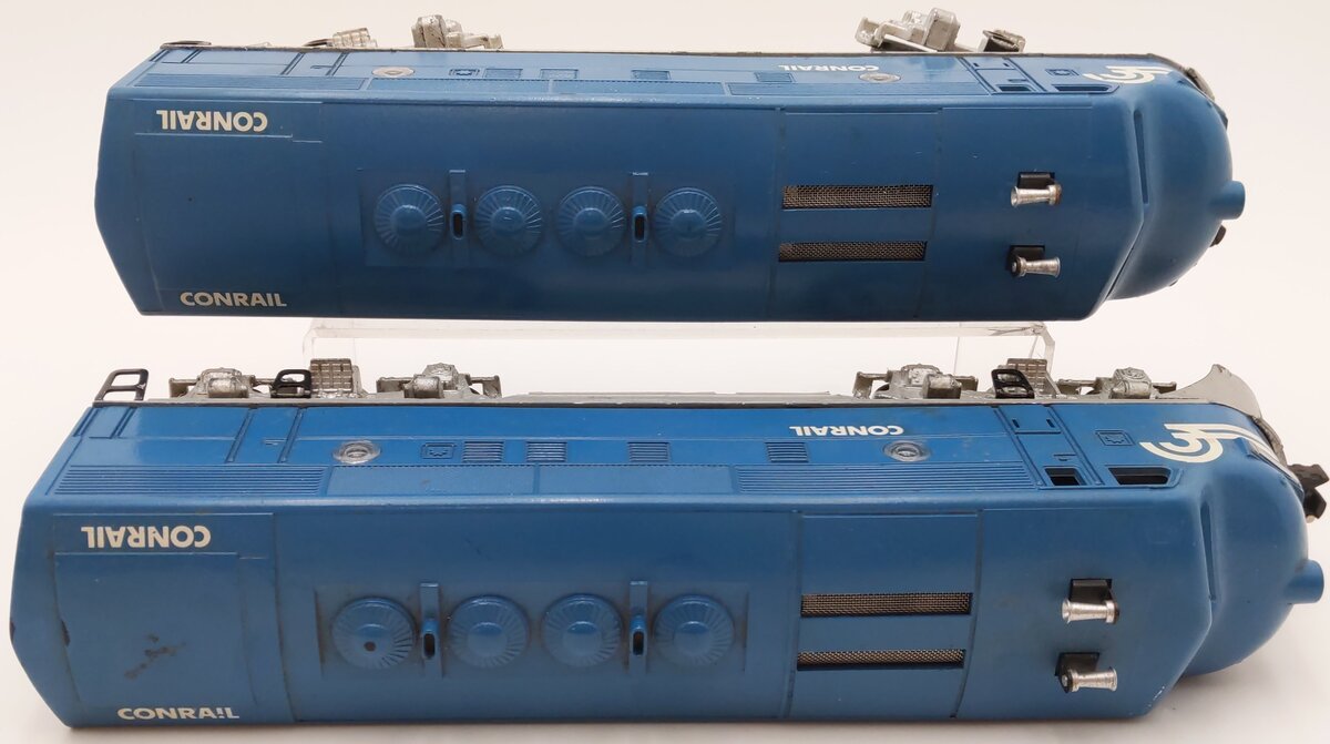 Lionel 2333 Vintage O Conrail F3 AA Diesel Set (Custom Painted)