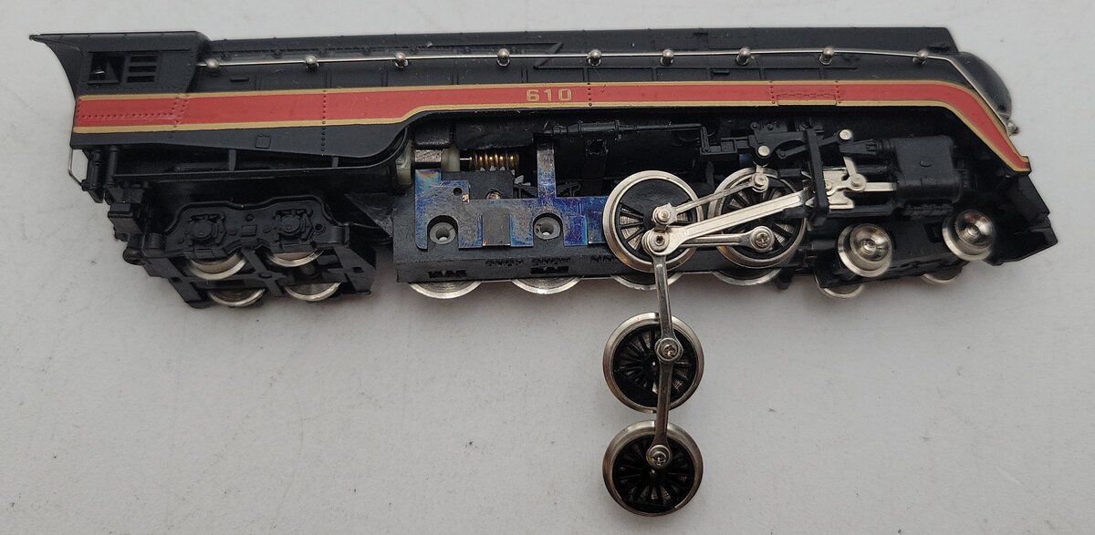 Bachmann 51-0658-A4 N Norfolk & Western J Steam Locomotive & Tender #610 VG/Box