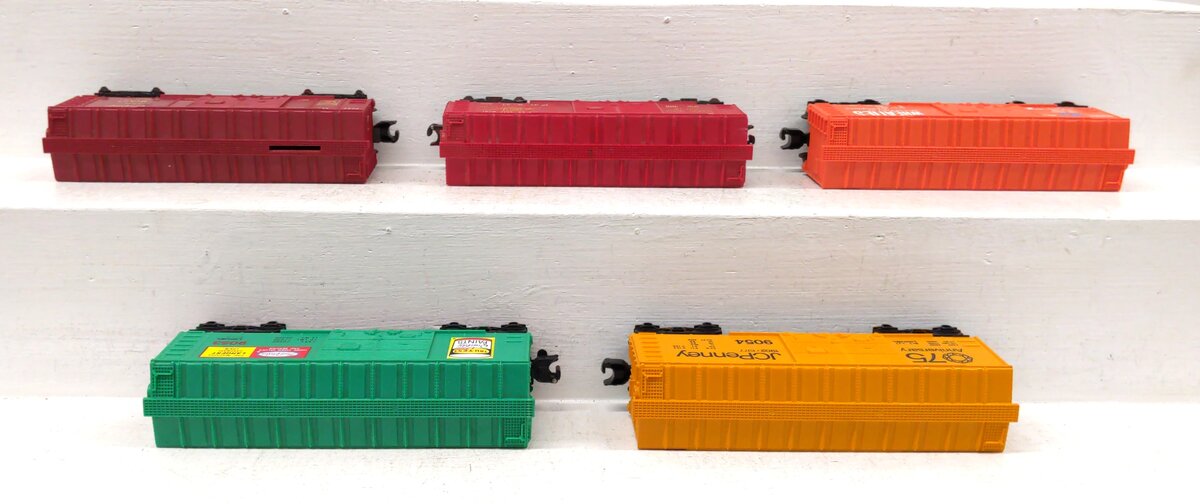 Lionel O Gauge Assorted Box Cars: 6014, 9054, 9053, 9040, 638-2361 [5] EX