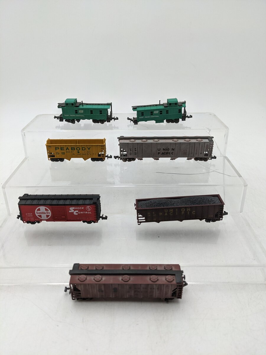 Trix & Others N Scale Assorted Train Cars [7] EX