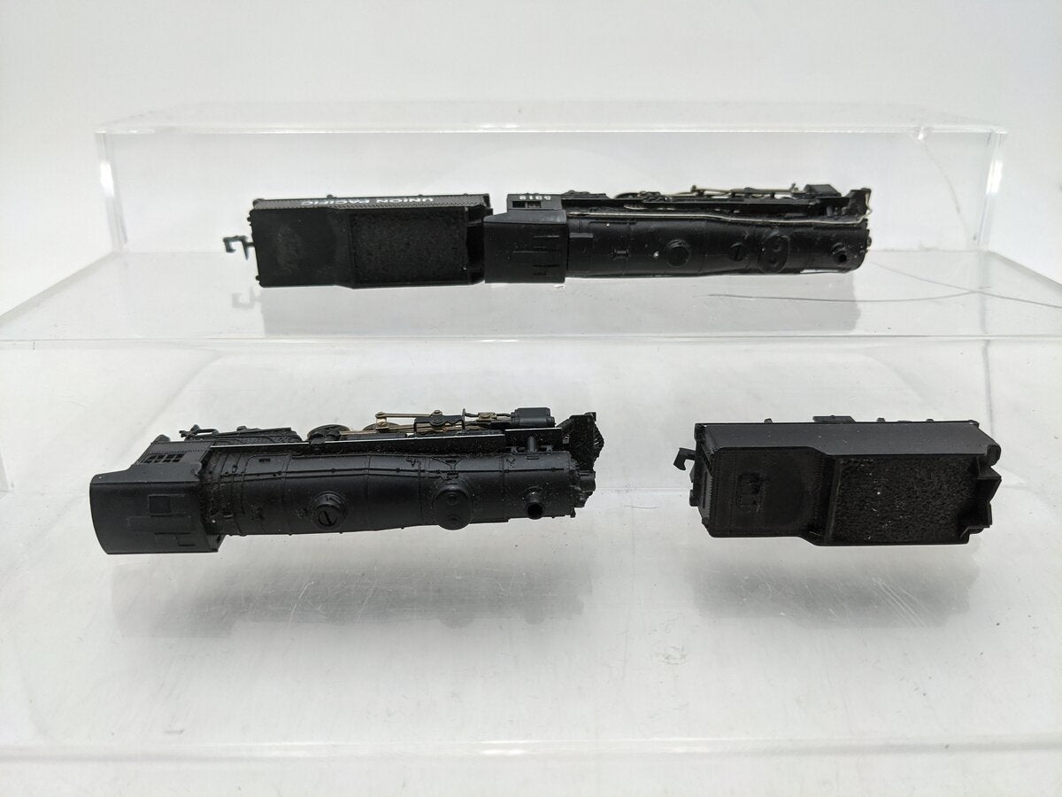 N Scale Assorted Steam Locomotives And Tenders [2] VG
