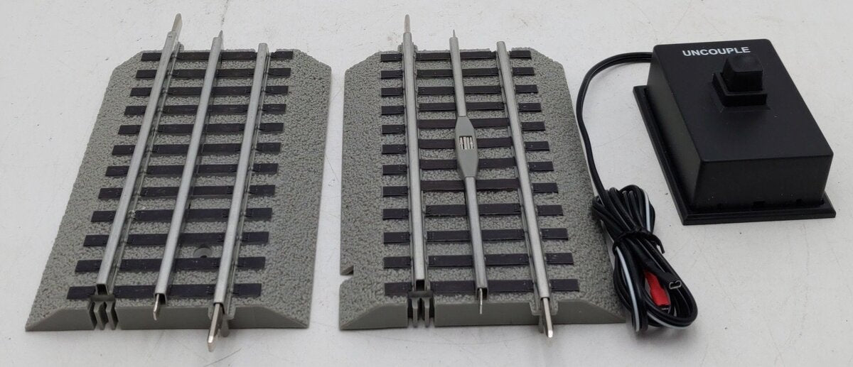 Lionel 6-12020 O Gauge FasTrack Uncoupling Track EX/Box