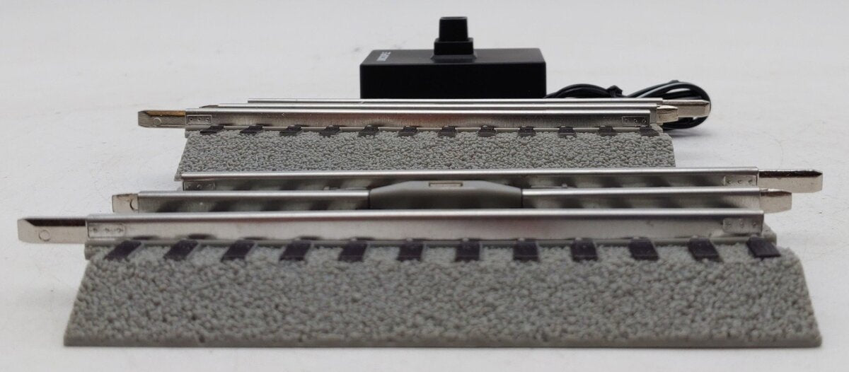 Lionel 6-12020 O Gauge FasTrack Uncoupling Track EX/Box