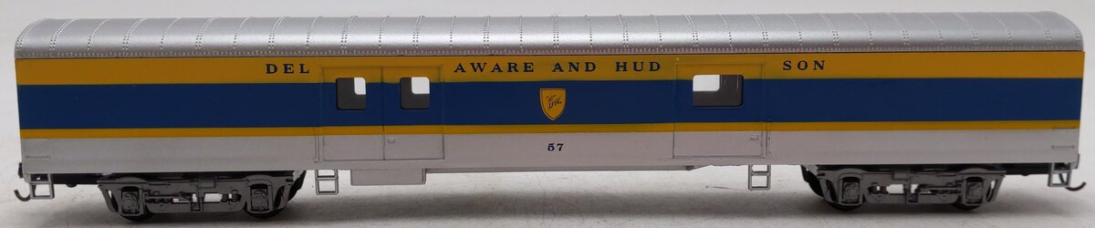 Con-Cor 0001-01020L HO Scale Delaware & Hudson 72' Baggage Car #57 EX/Box