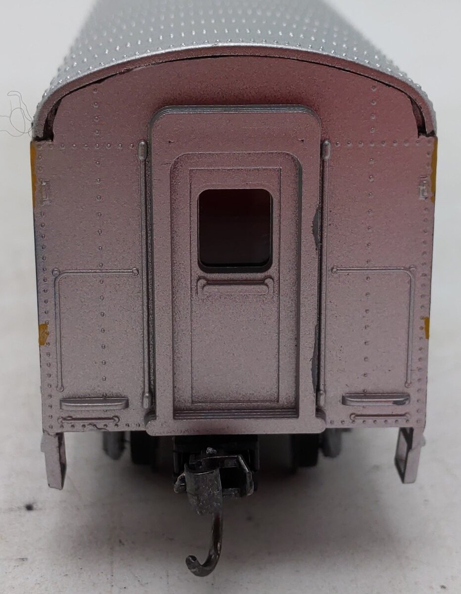 Con-Cor 0001-01020L HO Scale Delaware & Hudson 72' Baggage Car #57 EX/Box