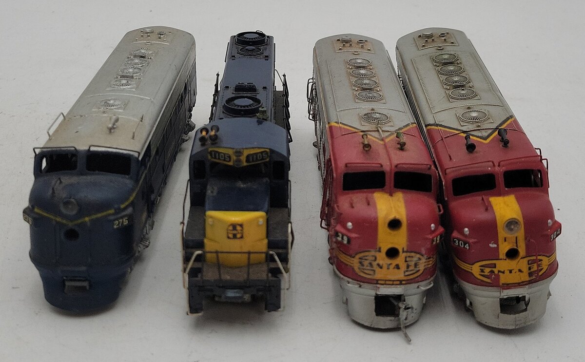 Hobbytown & Athearn HO Assorted Custom Diesel Locomotives #275,1105,304,39 [4]/Box