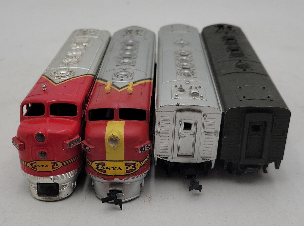 Bachmann & Other HO Assorted Dummy & Powered AB Diesel Locomotives #307,4015 [4] EX