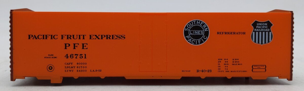 Pacific Rail 2332.4 S Pacific Fruit Express R-40-23 Steel Ice Reefer #46751 NIB