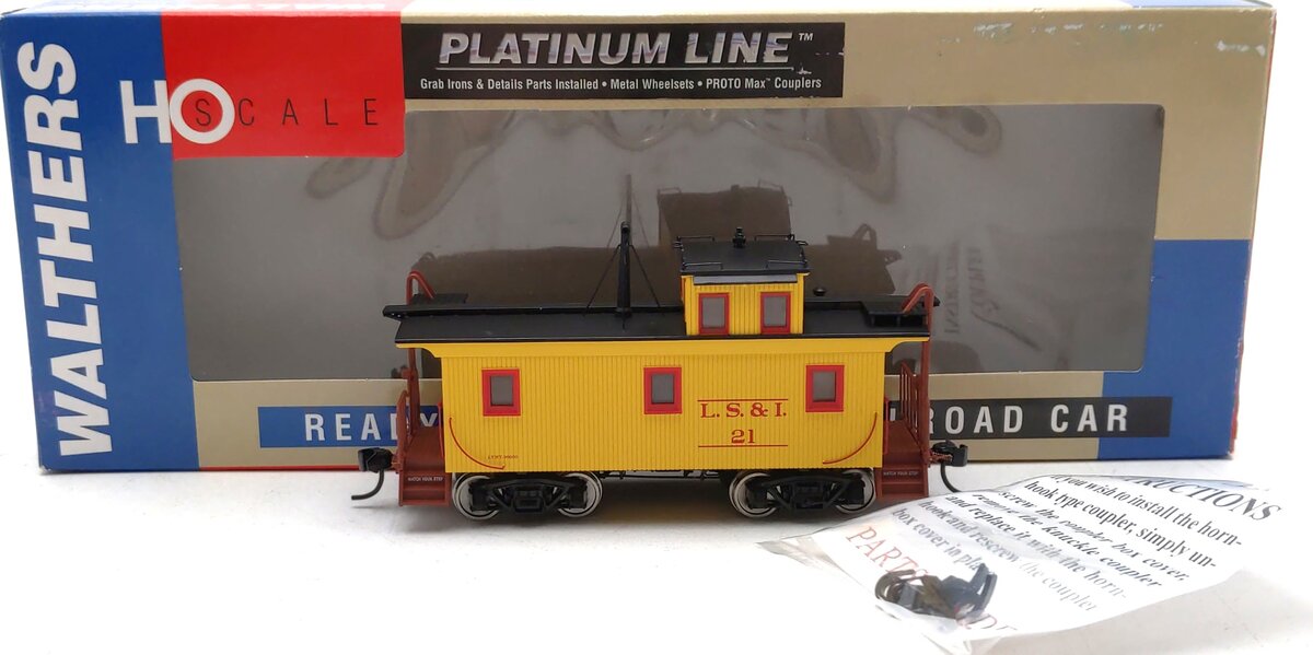 Walthers 932-7692 HO Scale LS&I DMIR G2 Wood Caboose #21 LN/Box