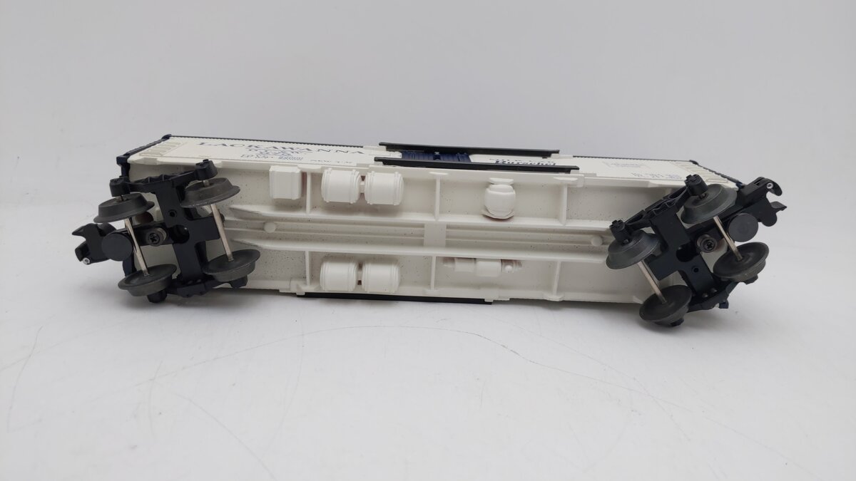 RGS 975 Custom Decorated Lackawanna Burschel Dairy Company Milk Car LN/Box