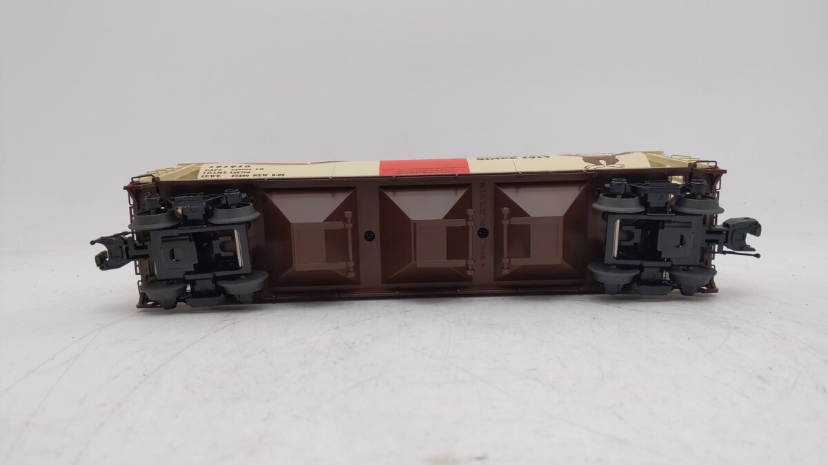 MTH 20-97685 O A&W Rootbeer 3-Bay Cylindrical Hopper Car #191910 EX/Box