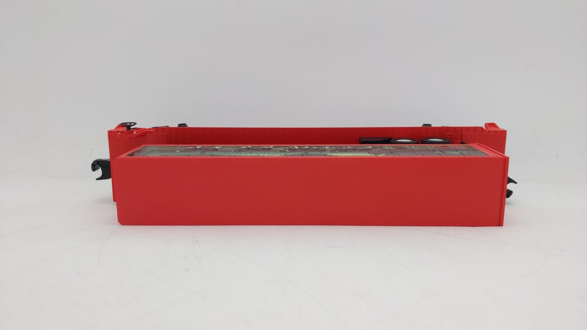 MTH 30-76242 O Gauge Budweiser Flat Car with Trailer LN/Box